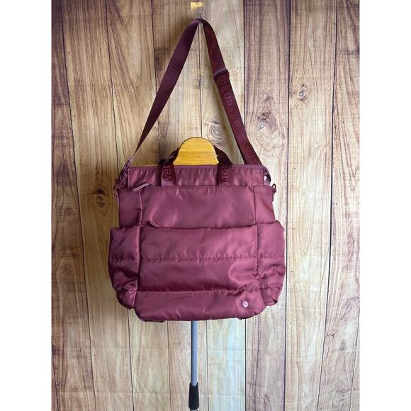 Travel Adventure Explore Backpack Tote Maroon Multiple Pockets Large - Picture 1 of 13